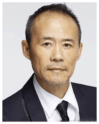 王石掌舵到郁亮接班：万科40年发展历程回顾