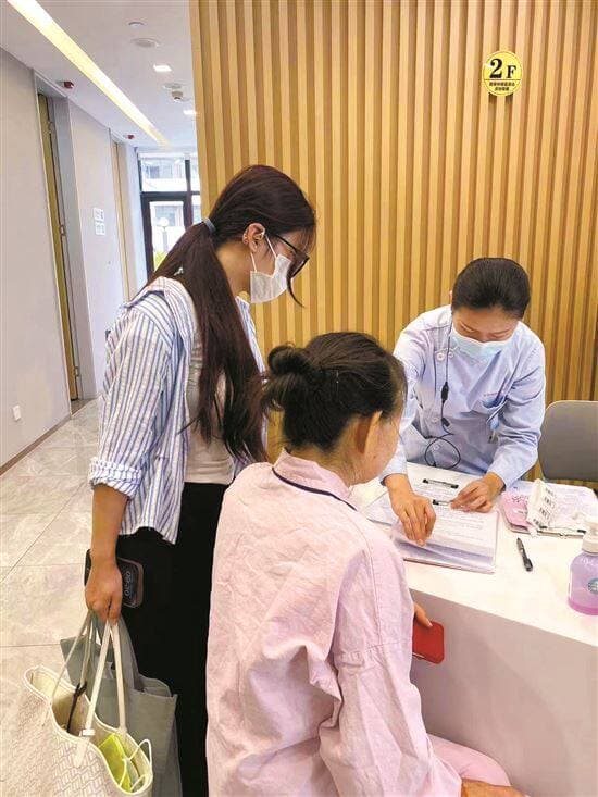 陪诊师：除了跑腿还要会这些
