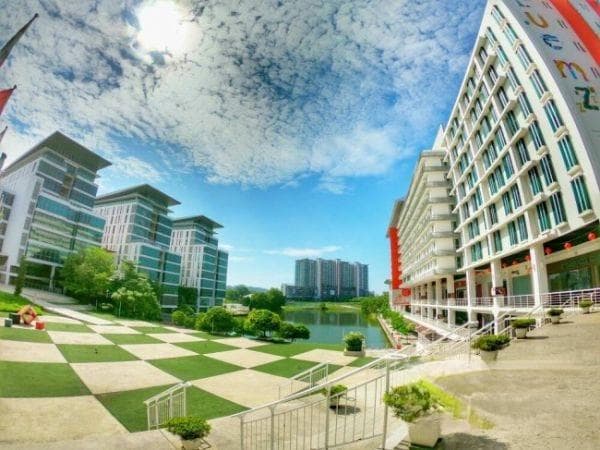 马来西亚泰莱大学留学费用及申请指南