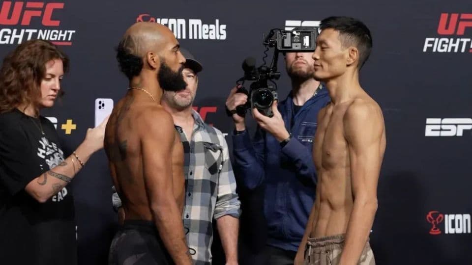 中国“藏族雄鹰”苏木达尔基再战UFC，苦战强敌！