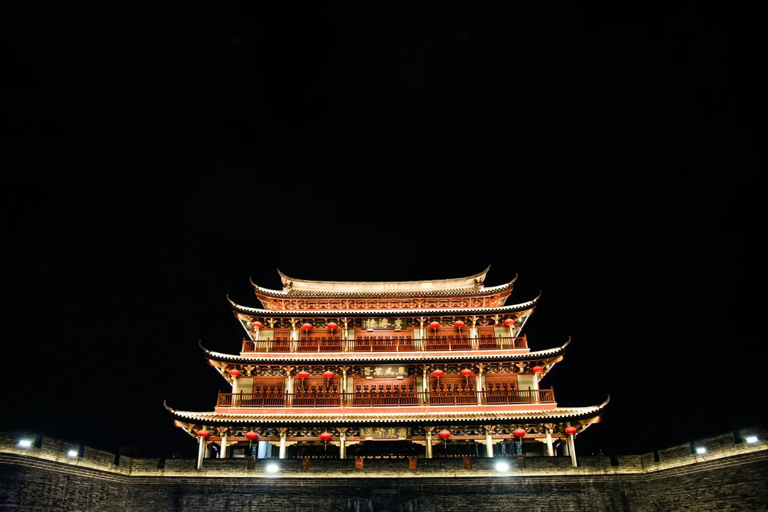 朝阳楼：建水的历史见证者