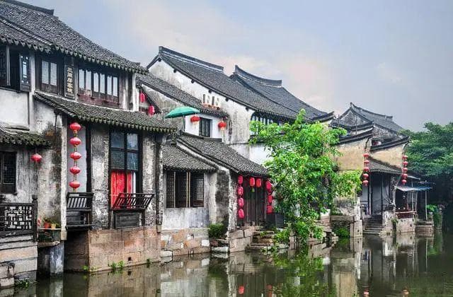 中国著名十大古镇，最美古镇推荐！