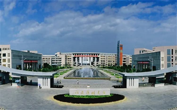 孩子想学医，国内最好的3所双非医科大学值得重点关注，香饽饽