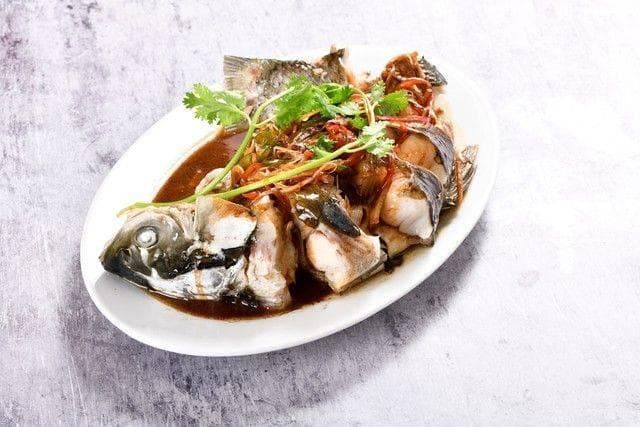 张红甫教你做经典家常美味——红烧草鱼的完美制作法