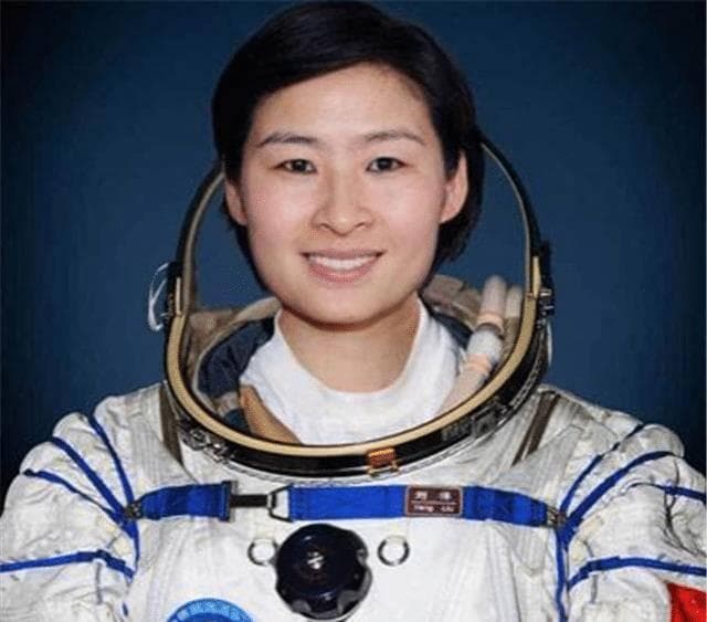 从航天英雄到家庭守护者，刘洋的转身何以动人？