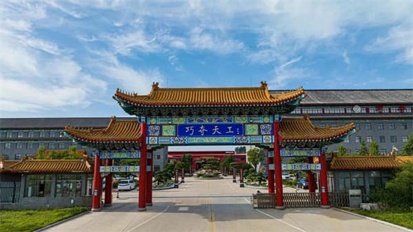 巧夺天工红木：以匠心对话《哪吒2》，共燃东方美学