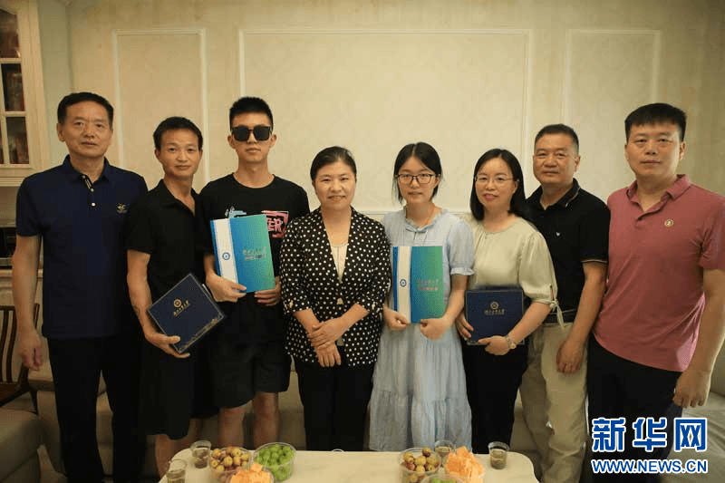 湖北：一家7人同为湖工大校友