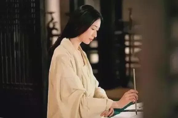 书法中的“第一美人”，美了上千年！