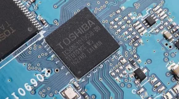 集成电路学习：什么是Flash Memory闪存