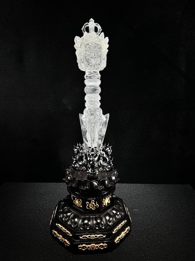水晶雕刻作品设计与水晶本质特性的关系