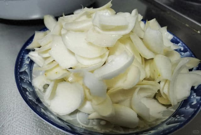 春天养肺正当时！10种润肺食物及食谱，简单又实用