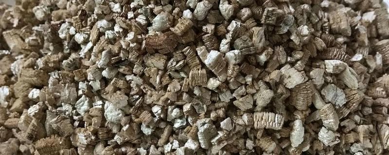 蛭石：一种独特的硅酸盐矿物及其应用