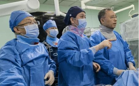 哈医大二院于波教授团队成功开展Symplicity肾动脉交感神经消融术降压治疗