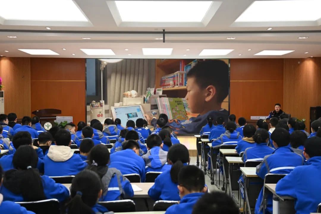 "云端双课"织密安全网——兰州公安"反诈拒邪"法治教育再拓新维度
