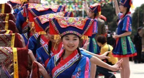 壮族是少数民族，为何很多姓氏都是汉族姓氏？三条原因说清楚！