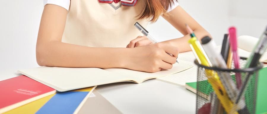 物化生女孩子可以报什么专业？附物化生女生最吃香的专业