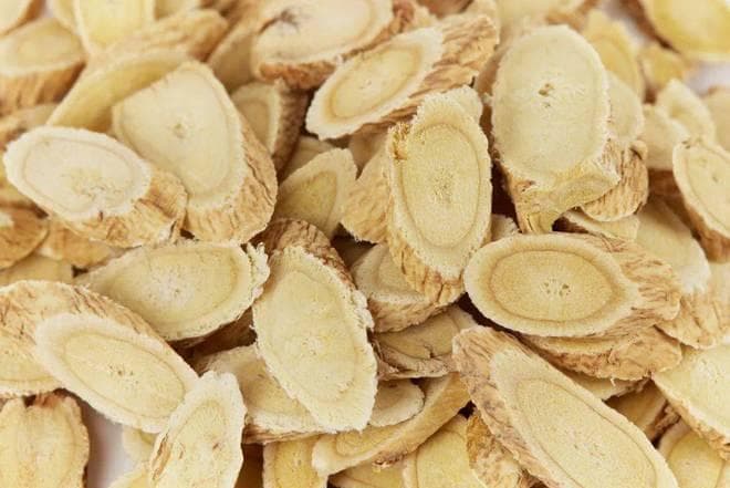 坚持用黄芪泡水喝，可以帮助解决5个方面的问题