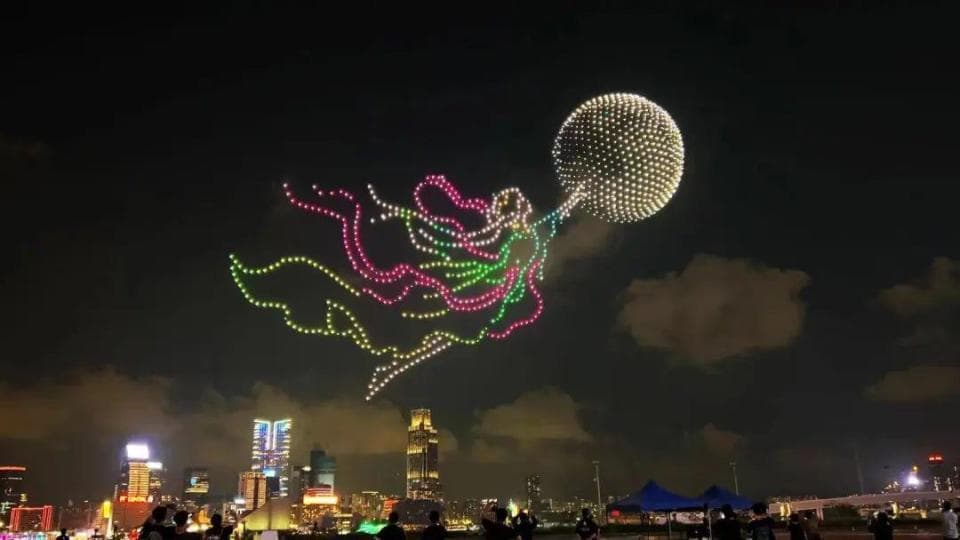 低空经济塑造文旅新体验：从无人机表演到城际快线