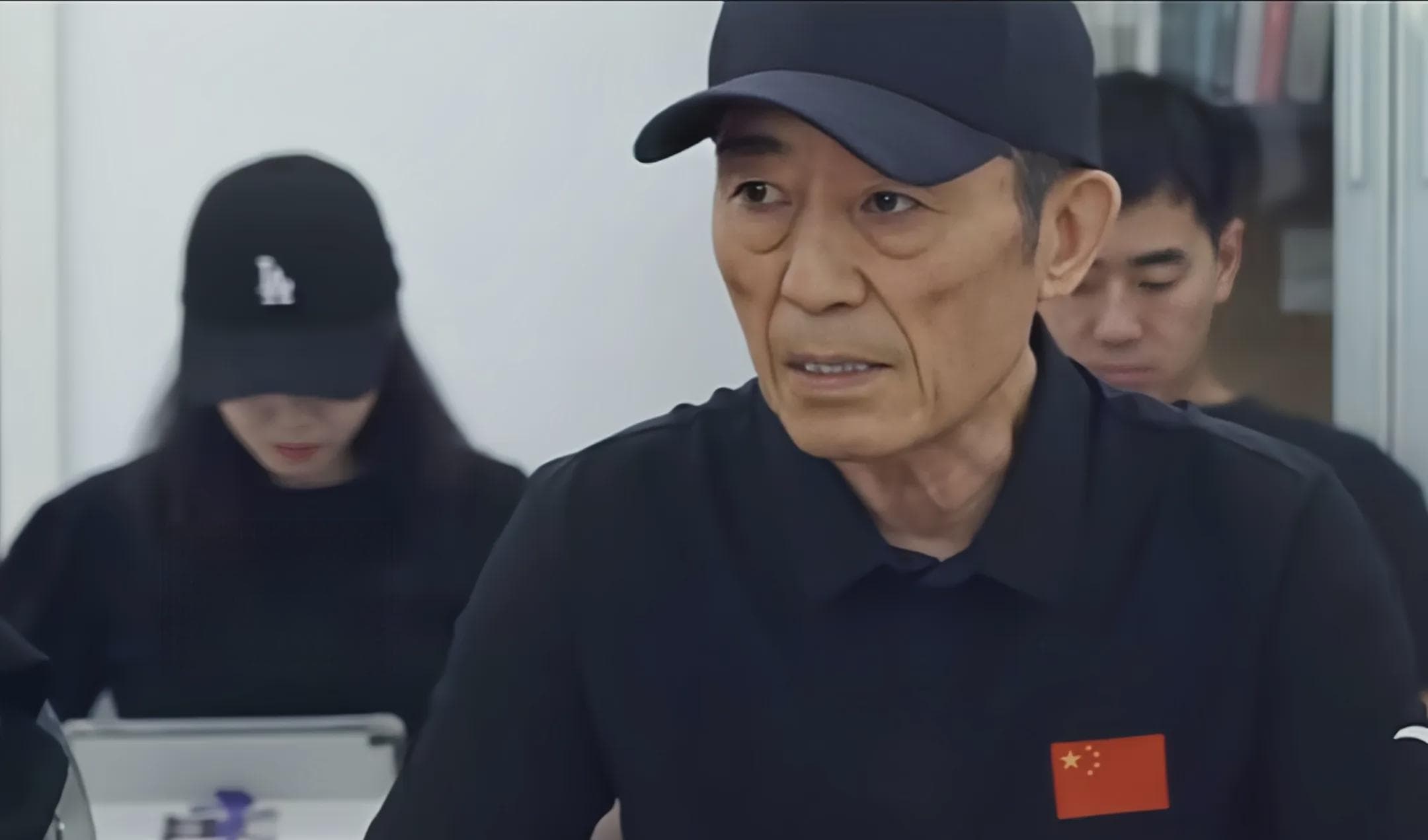 逆跌3天涨5亿，张艺谋《第二十条》凭何逆袭？