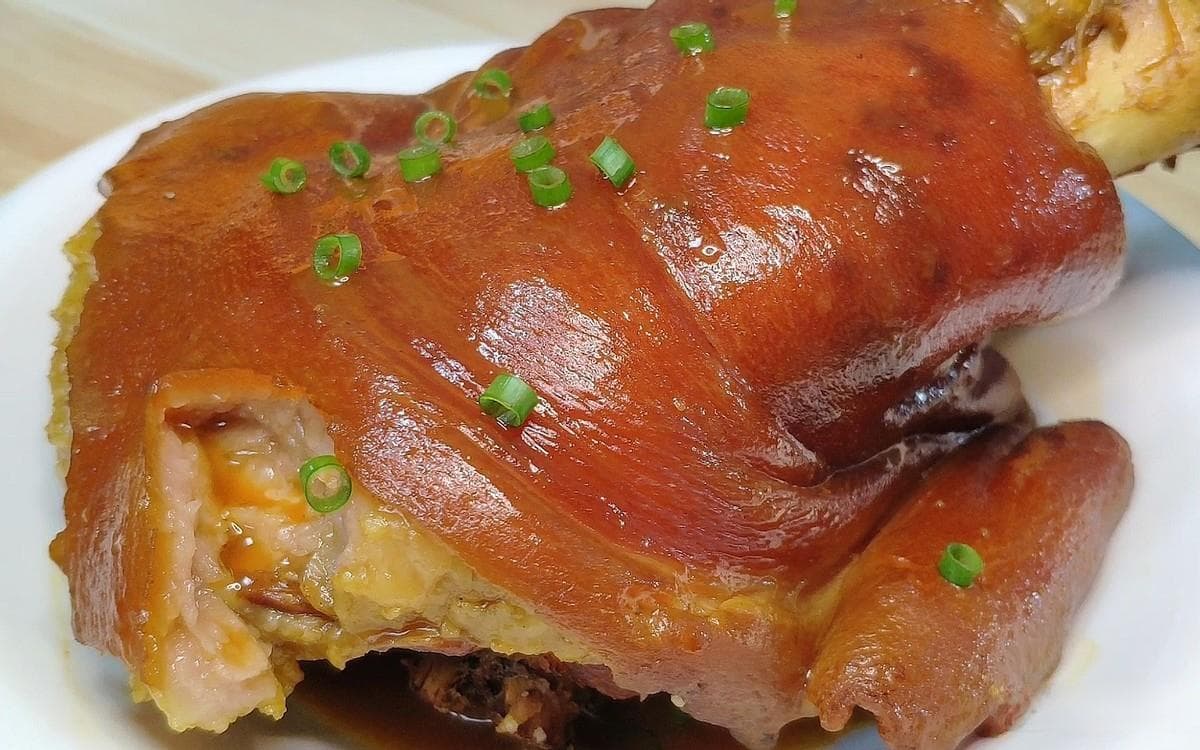 卤肉制作全攻略：5种香料成就十里飘香的美味