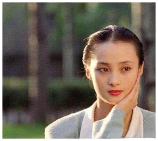 “国民女神”蒋勤勤：嫁给陈建斌15年，如今事业和家庭都很圆满