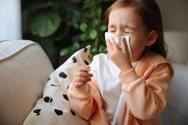 孕妈宝宝冬季防病毒：三种高发疾病预防全攻略