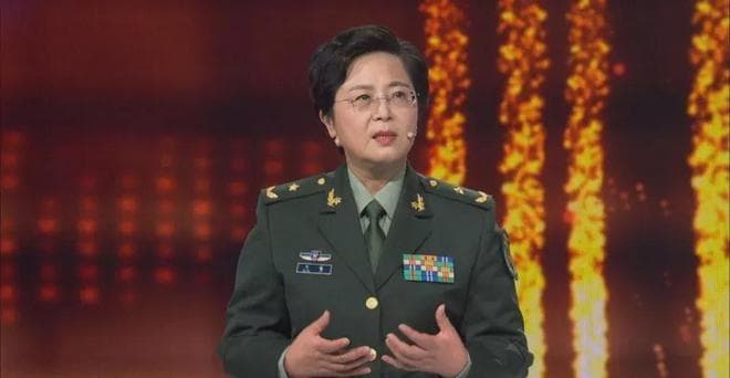 中国现役八位女将军现状，个个都是“巾帼女杰”，了不起！
