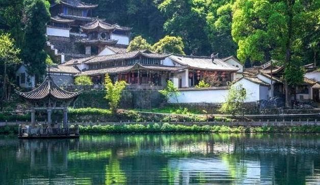 避开人潮，探访这10个保留原始风貌的中国古镇