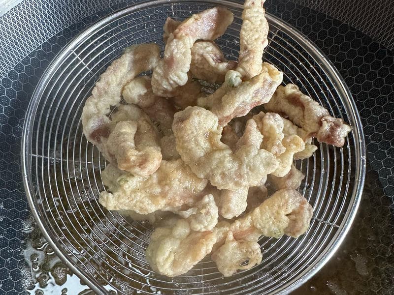 小酥肉制作教程：外酥里嫩，香飘四溢
