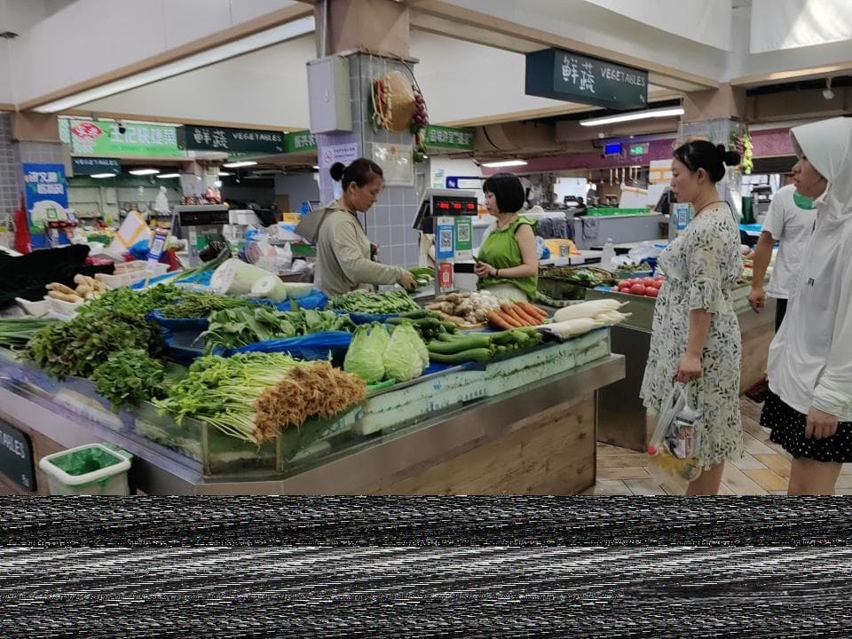 南京“伏缺期”不缺菜，蔬菜零售价普涨两三元一斤