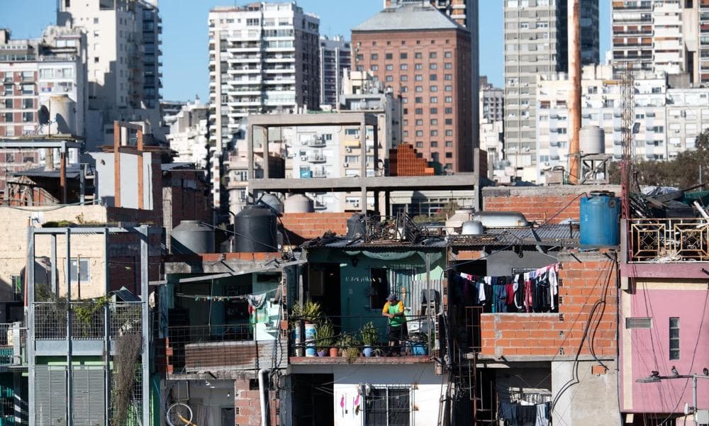 “穷人不属于阿根廷”：米莱电锯式改革让底层民众彻底陷入绝望