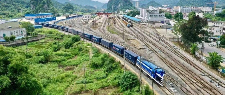 西部陆海新通道建设提速，昆明南宁“桥头堡”之争升级