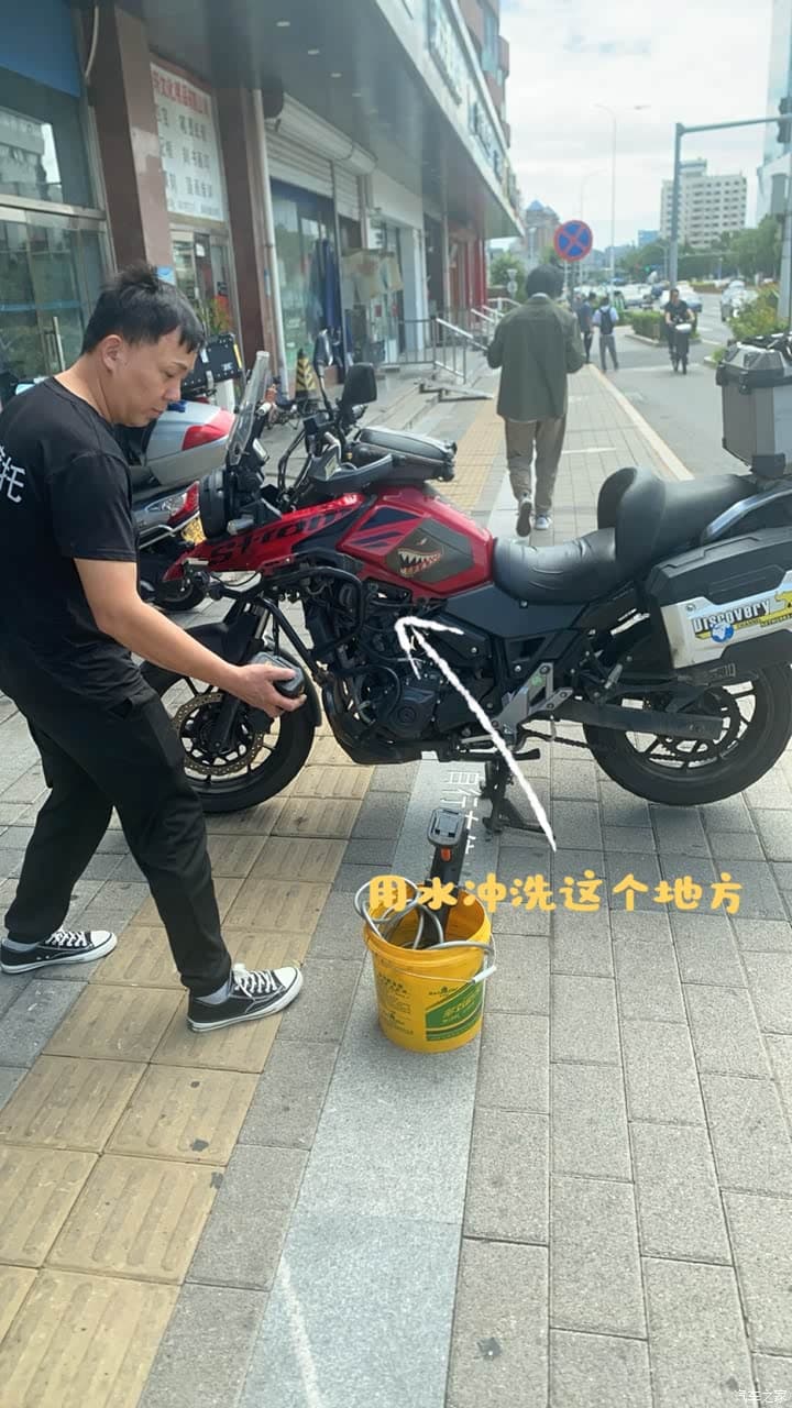 DL250雨天熄火维修指南：高压包故障诊断与更换