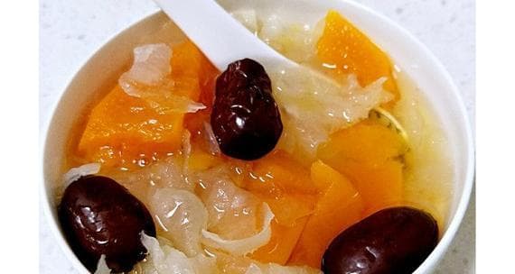 山楂银耳汤的制作方法（健康美味的家常饮品）