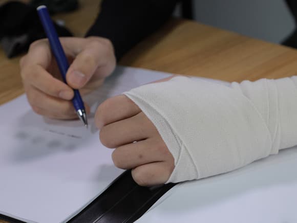 个体工商户如何办理工伤保险