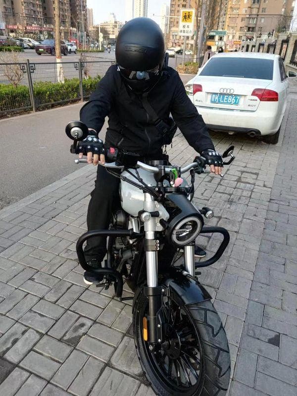 初学者摩托车驾驶技巧，新手骑摩托最实用的注意事项