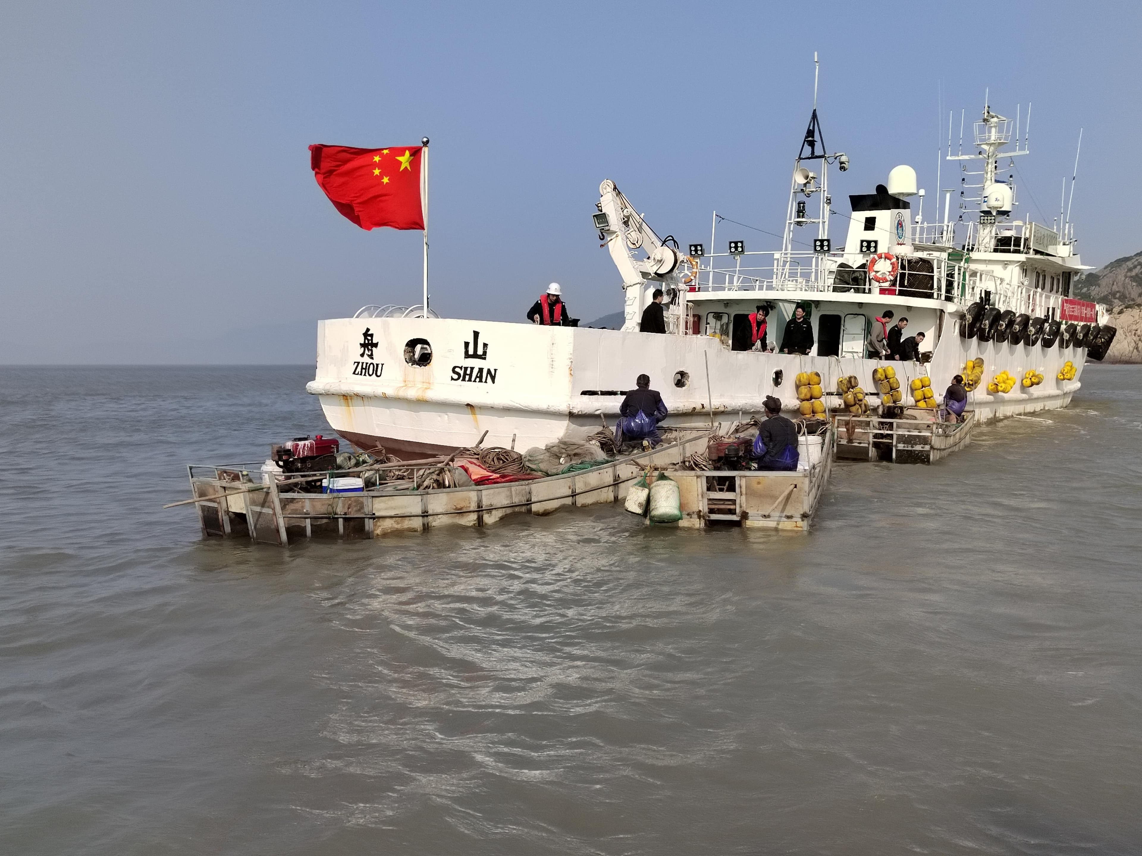 浙江舟山：多举措开启伏休期违禁渔获物执法监管