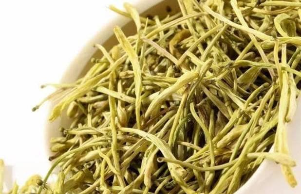 金银花是何种茶？（探究金银花的茶叶种类及功效）