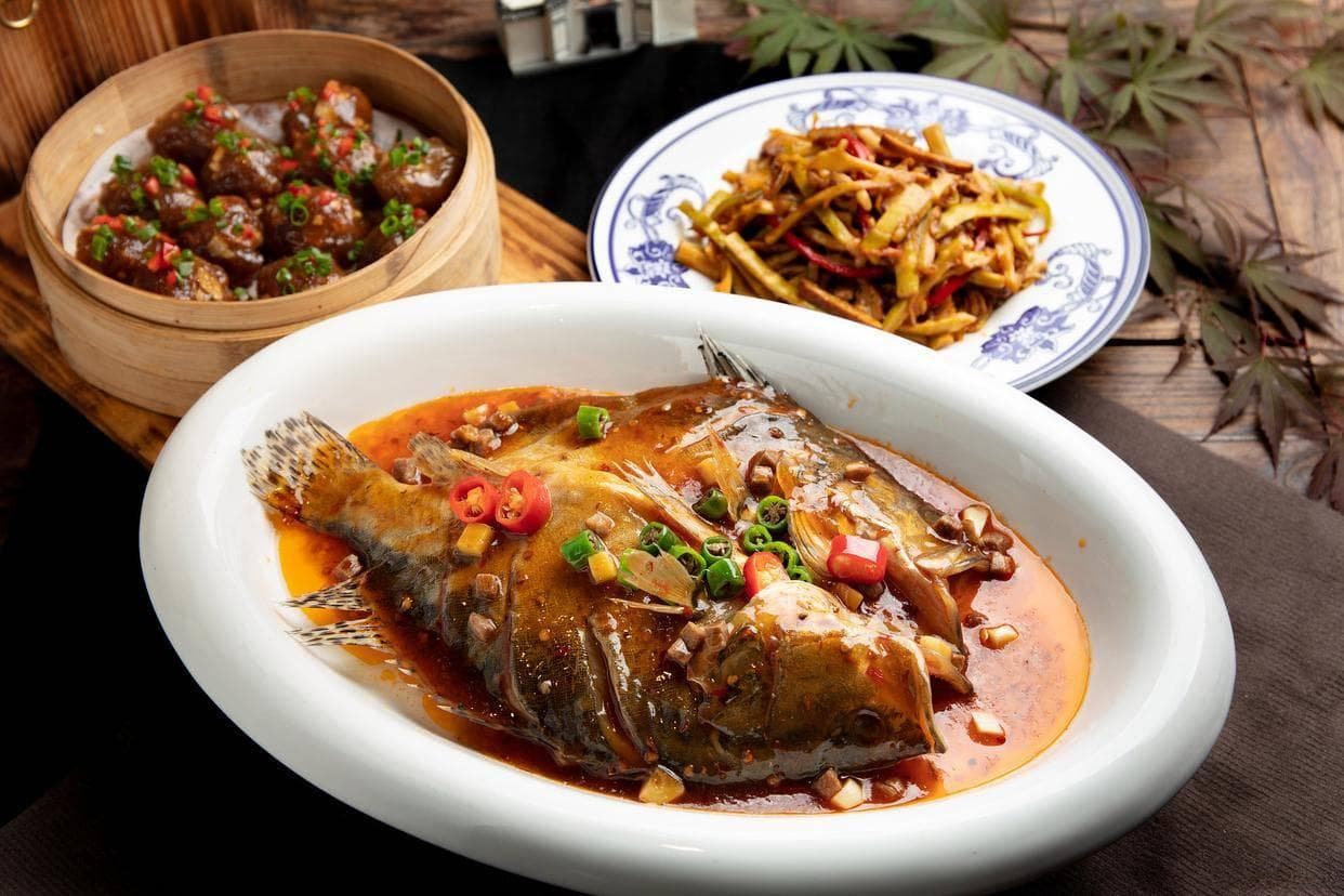 安徽菜十大招牌菜，重油重色重火功，品味徽州美食文化！