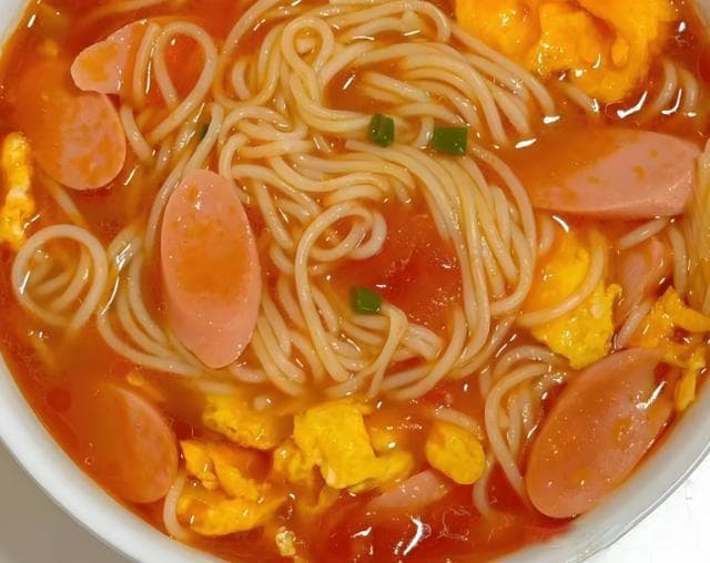 家常面食制作指南：六款经典美食的做法详解