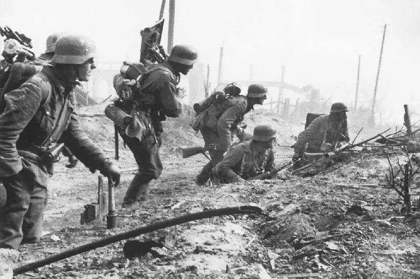 从步兵团到辎重队：二战德军步兵师八大单位编制全解析