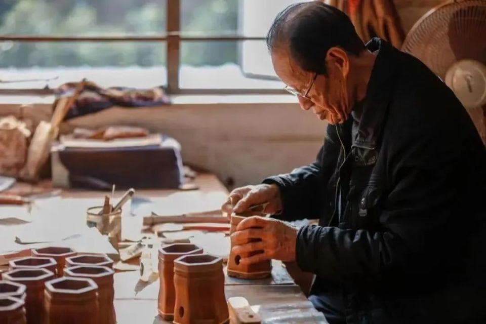 扬名立万，梅村二胡一年卖出5万把背后的秘密
