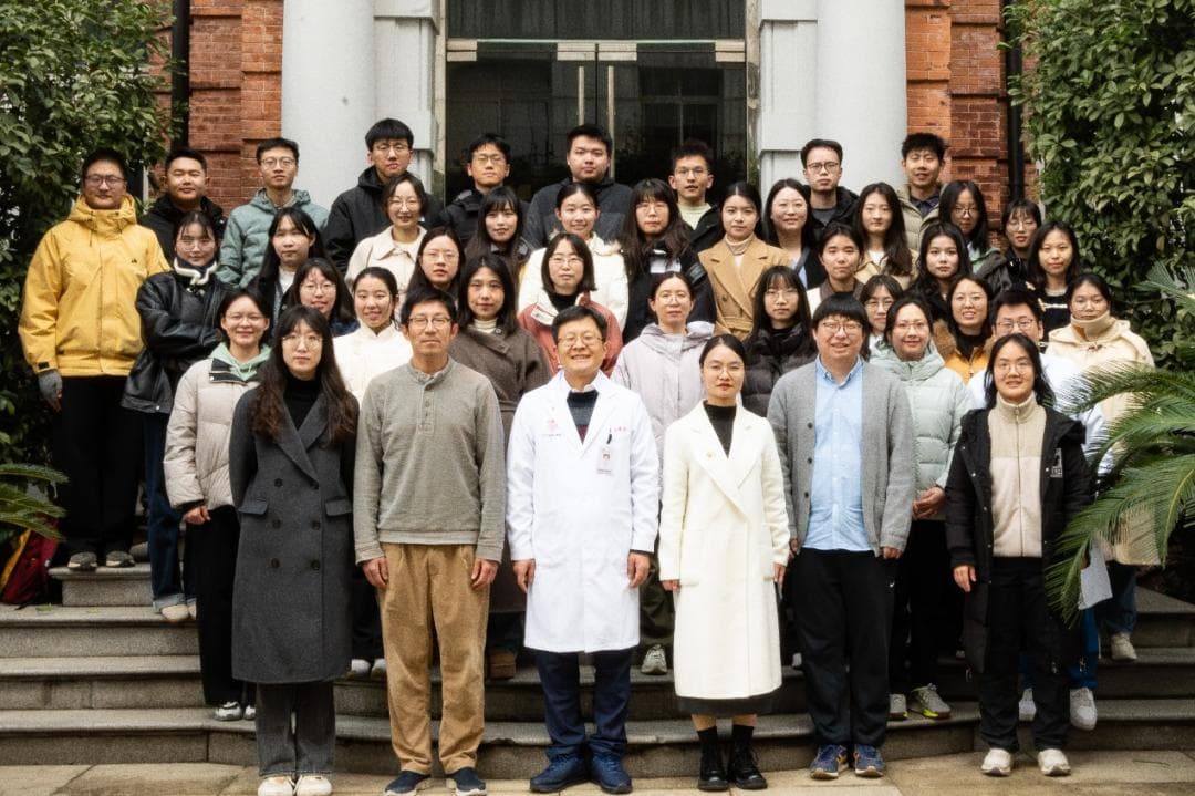 Science | 帕金森病治疗迎来曙光！复旦大学团队发现全新靶点和候选新药
