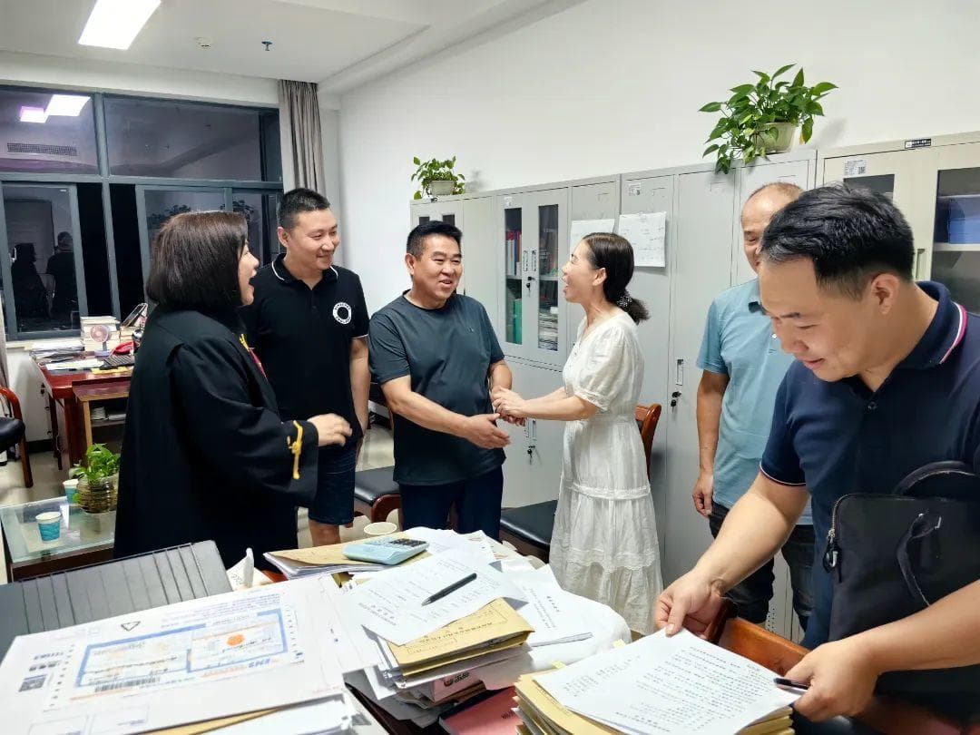 两亲家对簿公堂！看法官如何调解化纠纷
