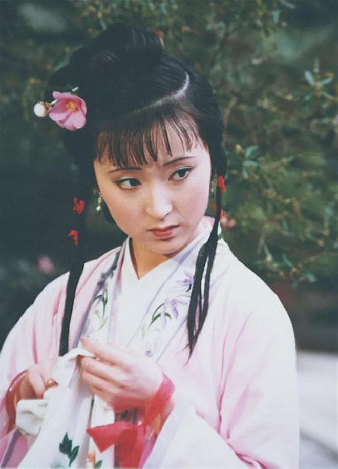 《红楼梦》里黛玉写的诗，看哭了多少人