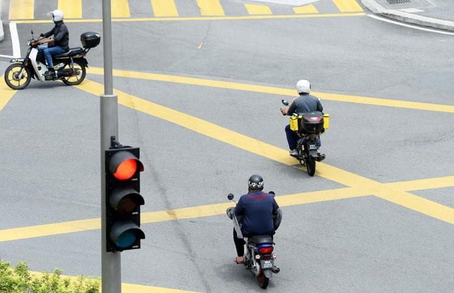 摩托车事故频发致死率居高，八大驾驶行为最危险