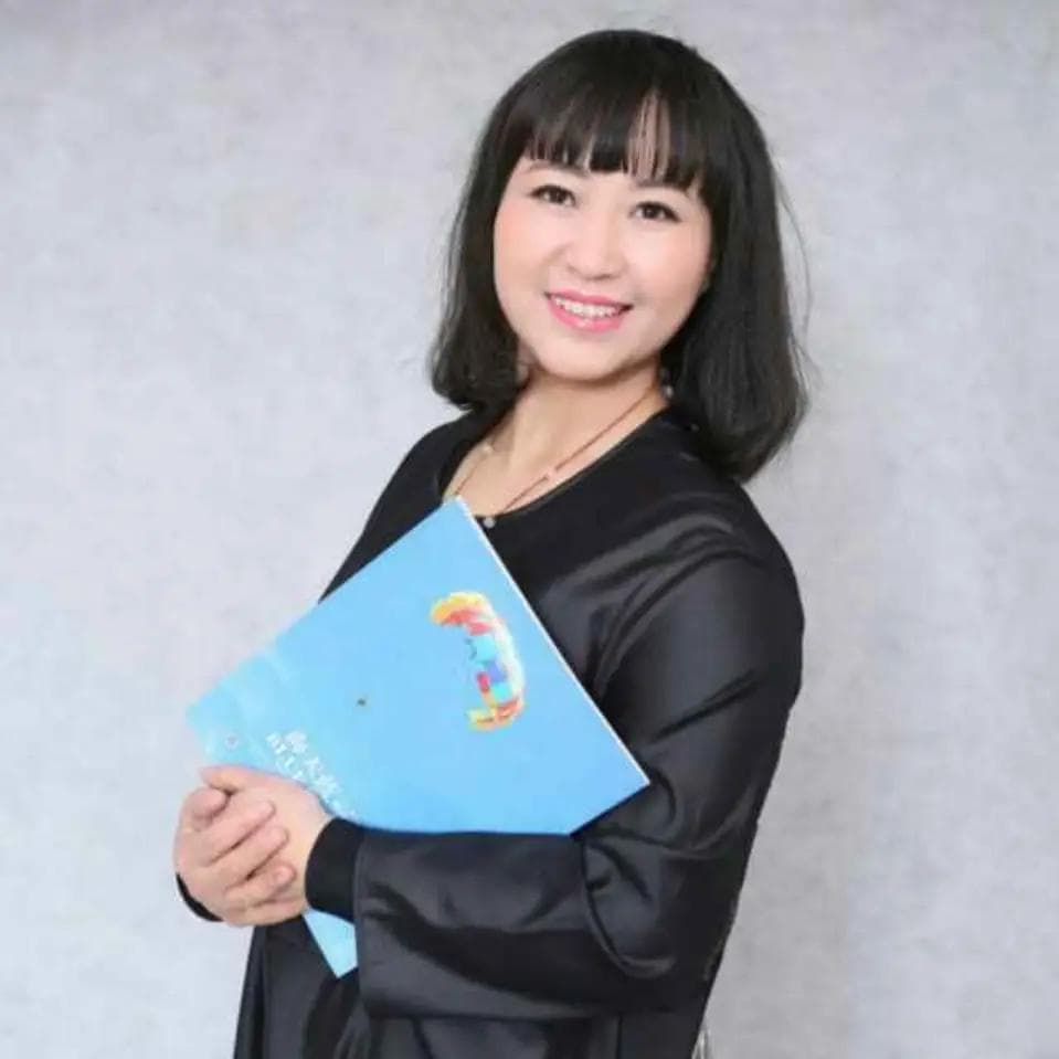 《关于提高开拓创新意识、提高个人能力以促进产业发展的建议》