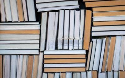 揭秘物理规律：碰撞背后的秘密武器——动量守恒
