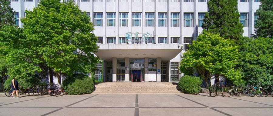 2024年全国双非院校排名及录取分数线（前100强）