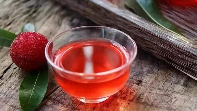 杨梅酒的功效与作用、禁忌和食用方法